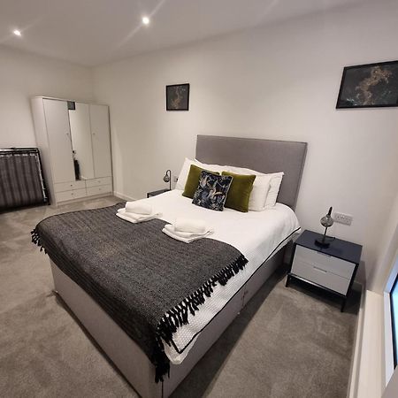 Trafford Suite Modern 1 Bed With Cinema Room Manchester Exterior foto